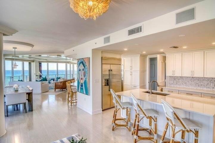 570 Ocean Dr #601 - Photo 4 of 33