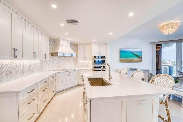 570 Ocean Dr #601 - Photo 6 of 33