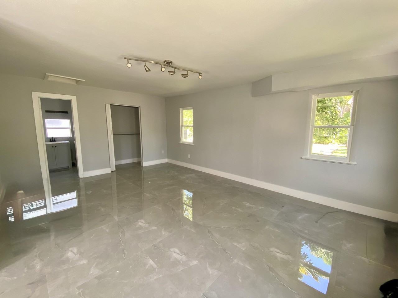 2231 Wilson St #2 - Photo 2 of 10