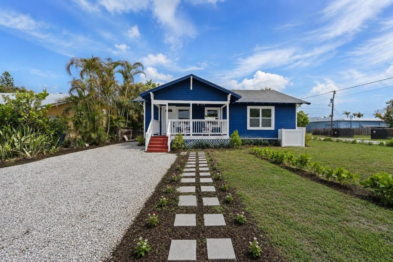 1566 Nw 9th Ave - Photo 4 of 39