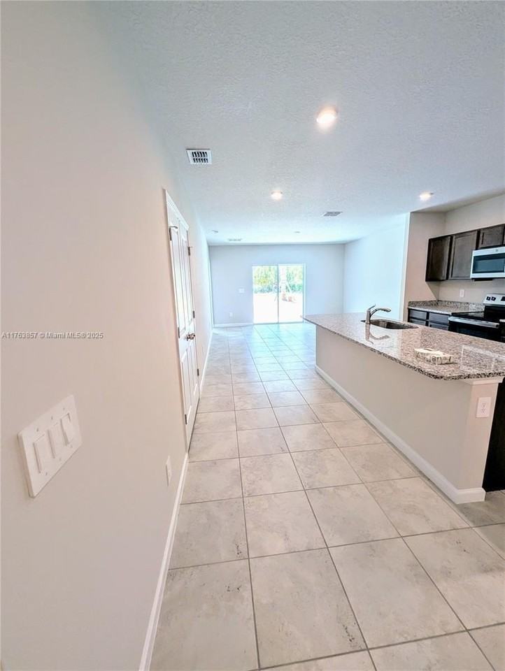 285 Raspberry Rd #0 - Photo 4 of 27