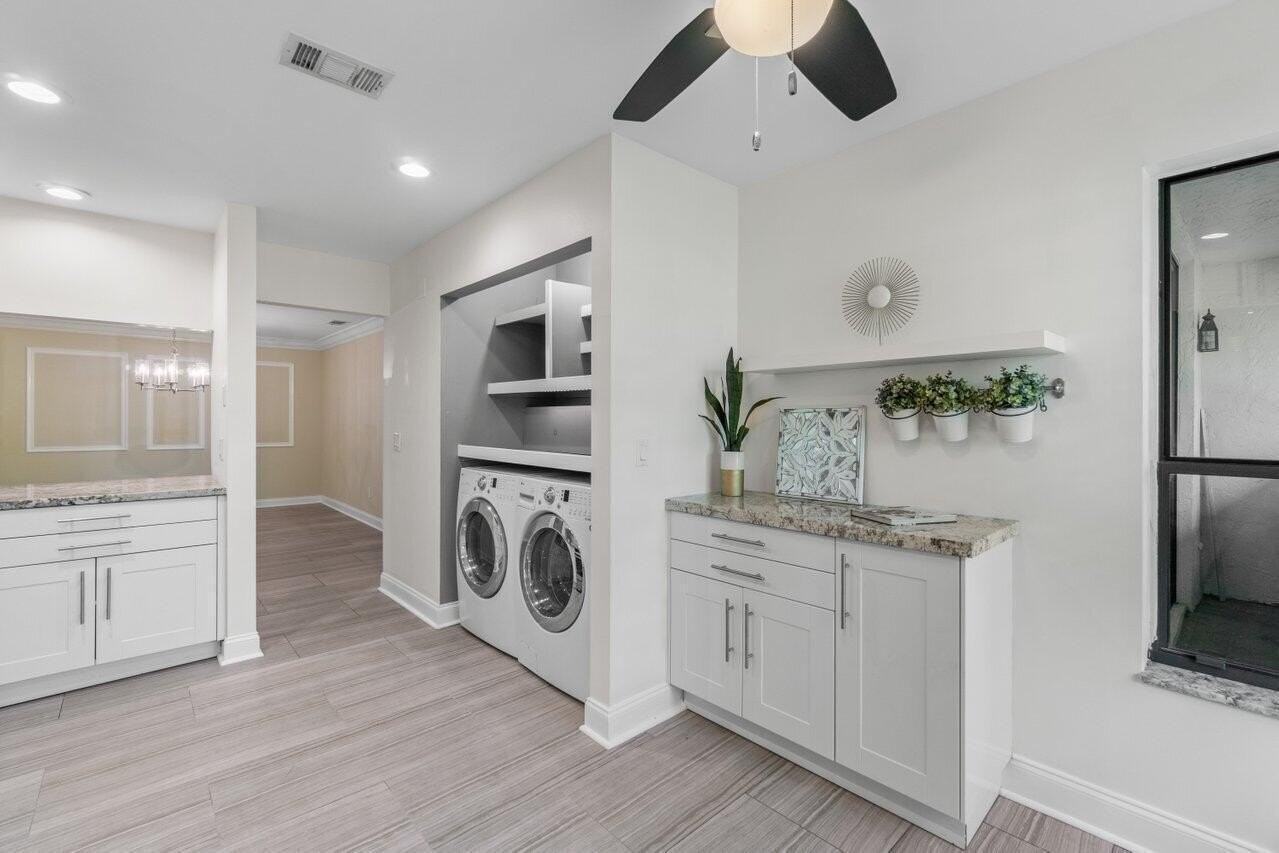 9240 Sabal Ridge Cir #B - Photo 6 of 22