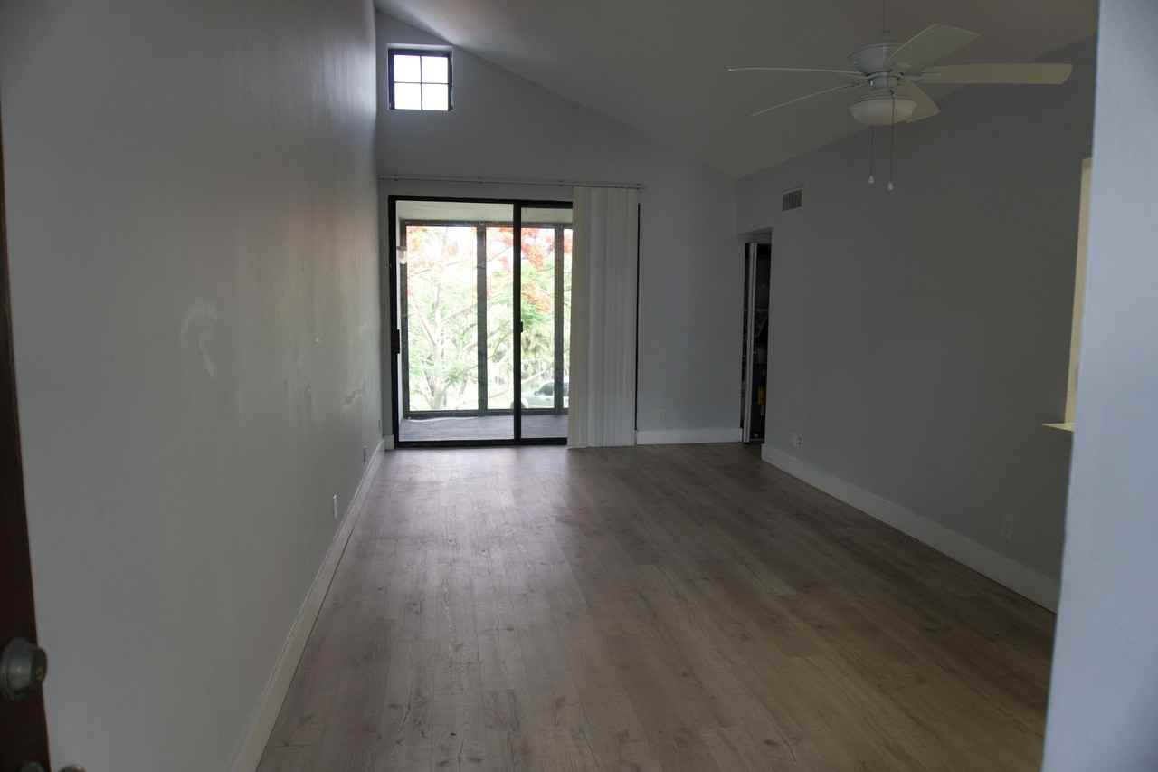 213 Lake Pointe Dr #211 - Photo 2 of 28