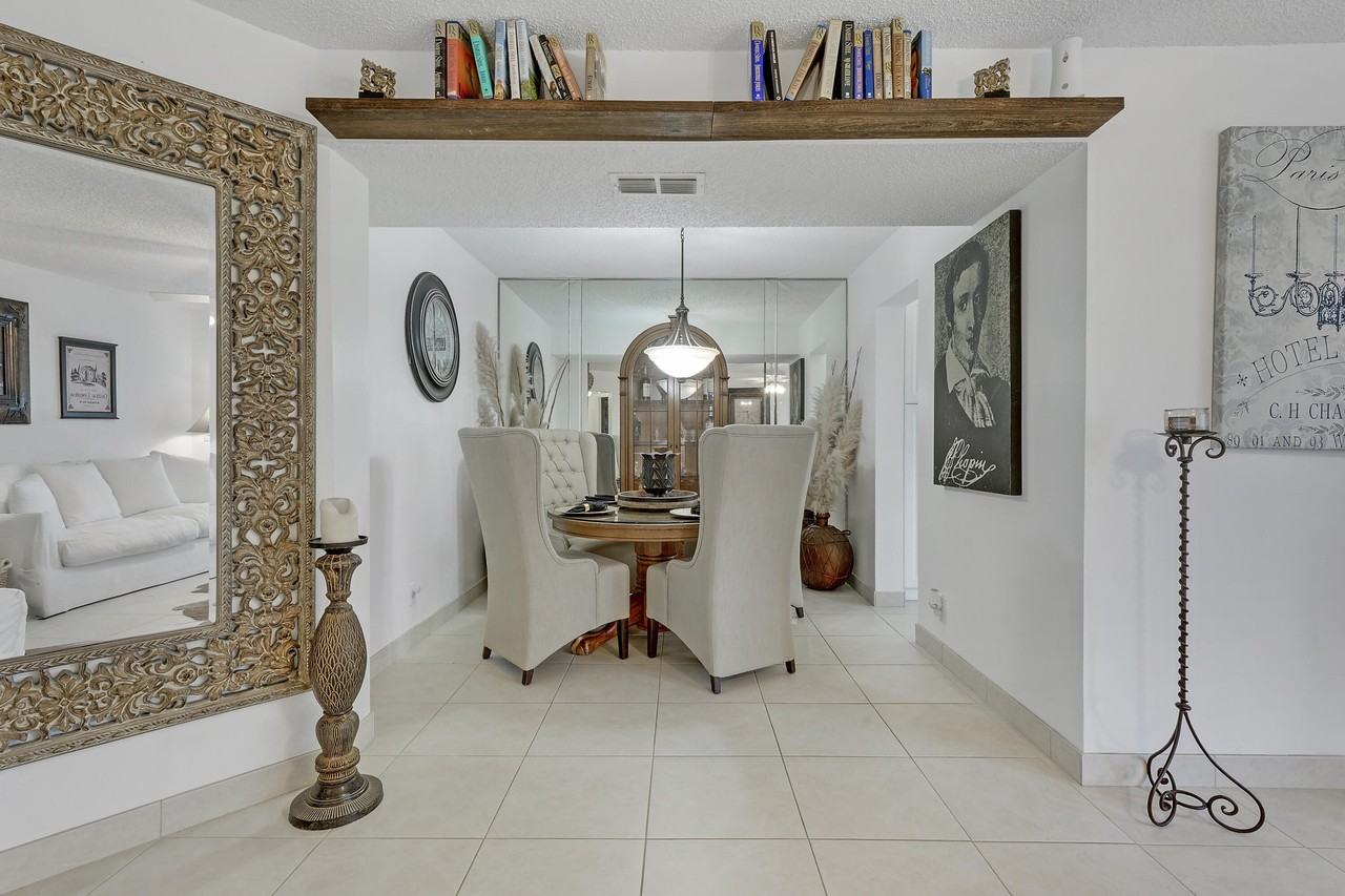 3755 Via Poinciana - Photo 6 of 11