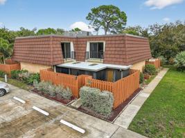 featured image of 5612 Se Riverboat Dr #104