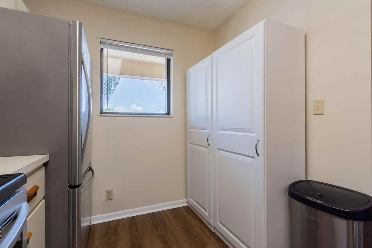 9449 Boca Cove Cir #911 - Photo 3 of 22