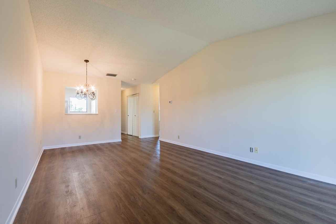 9449 Boca Cove Cir #911 - Photo 6 of 22
