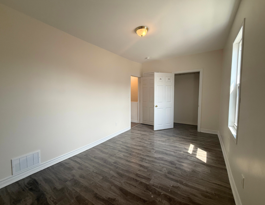 3 Clinton St - Photo 6 of 9