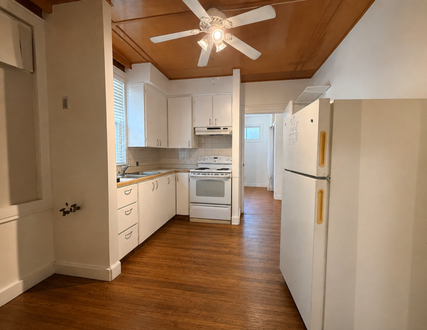 57 Burris St Unit 1 - Photo 2 of 6
