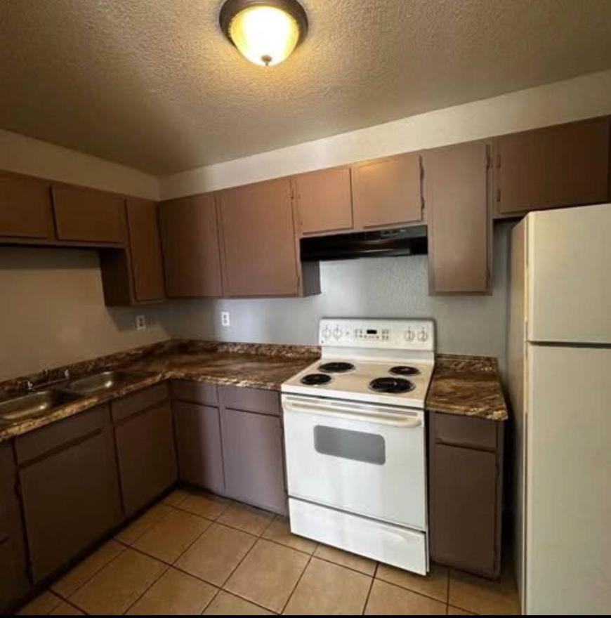 847 W Ray Rd Chandler AZ 85225 - Photo 3 of 4