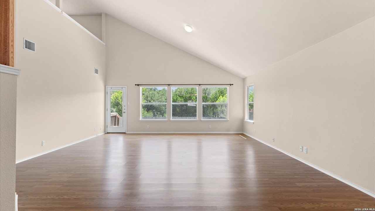 9526 Anderson Way - Photo 6 of 22