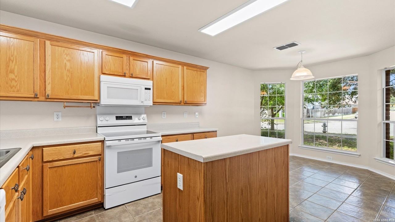 9526 Anderson Way - Photo 7 of 22