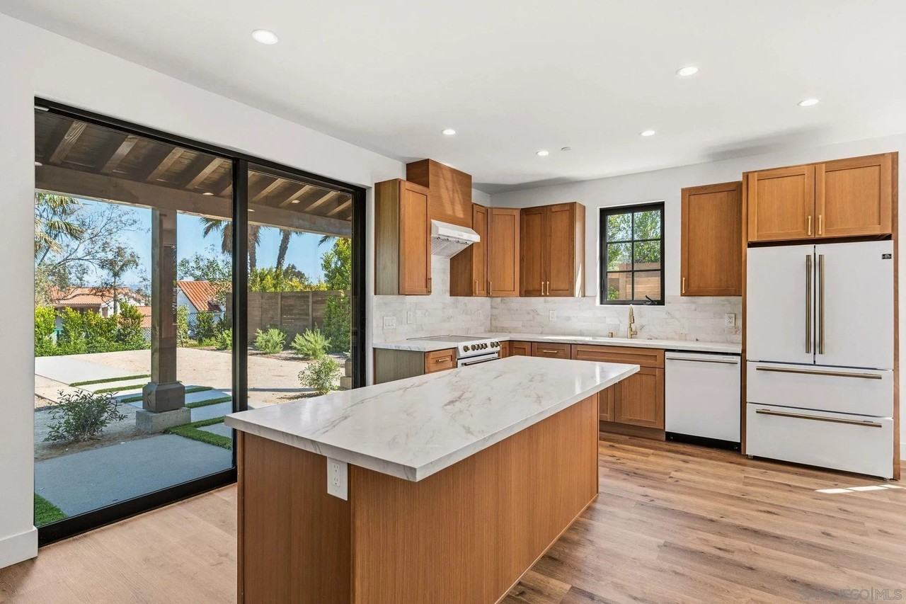 6190 Rancho Diegueno Rd - Photo 3 of 17
