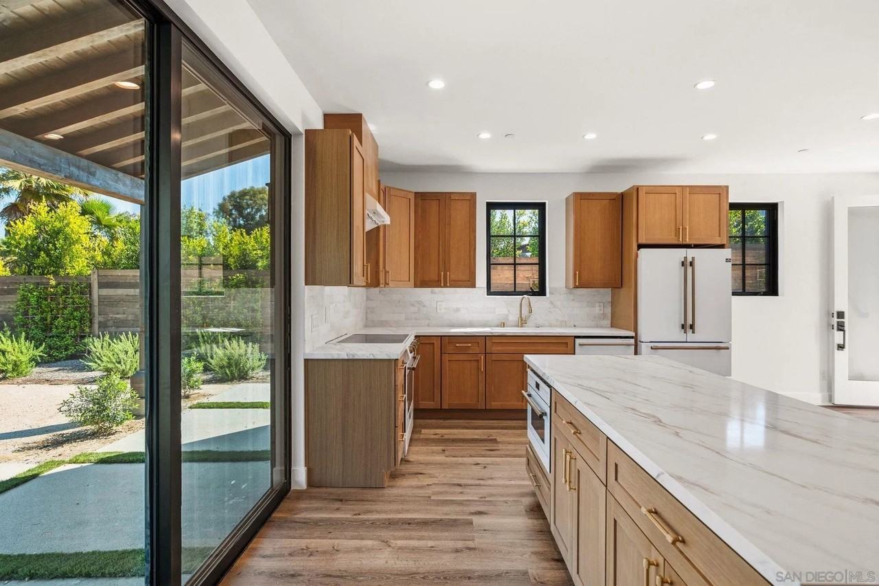 6190 Rancho Diegueno Rd - Photo 4 of 17