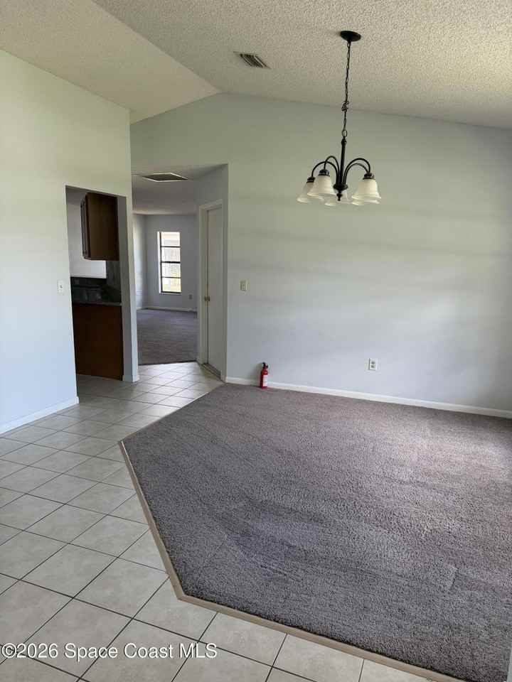 53 Emerson Dr Nw - Photo 3 of 19