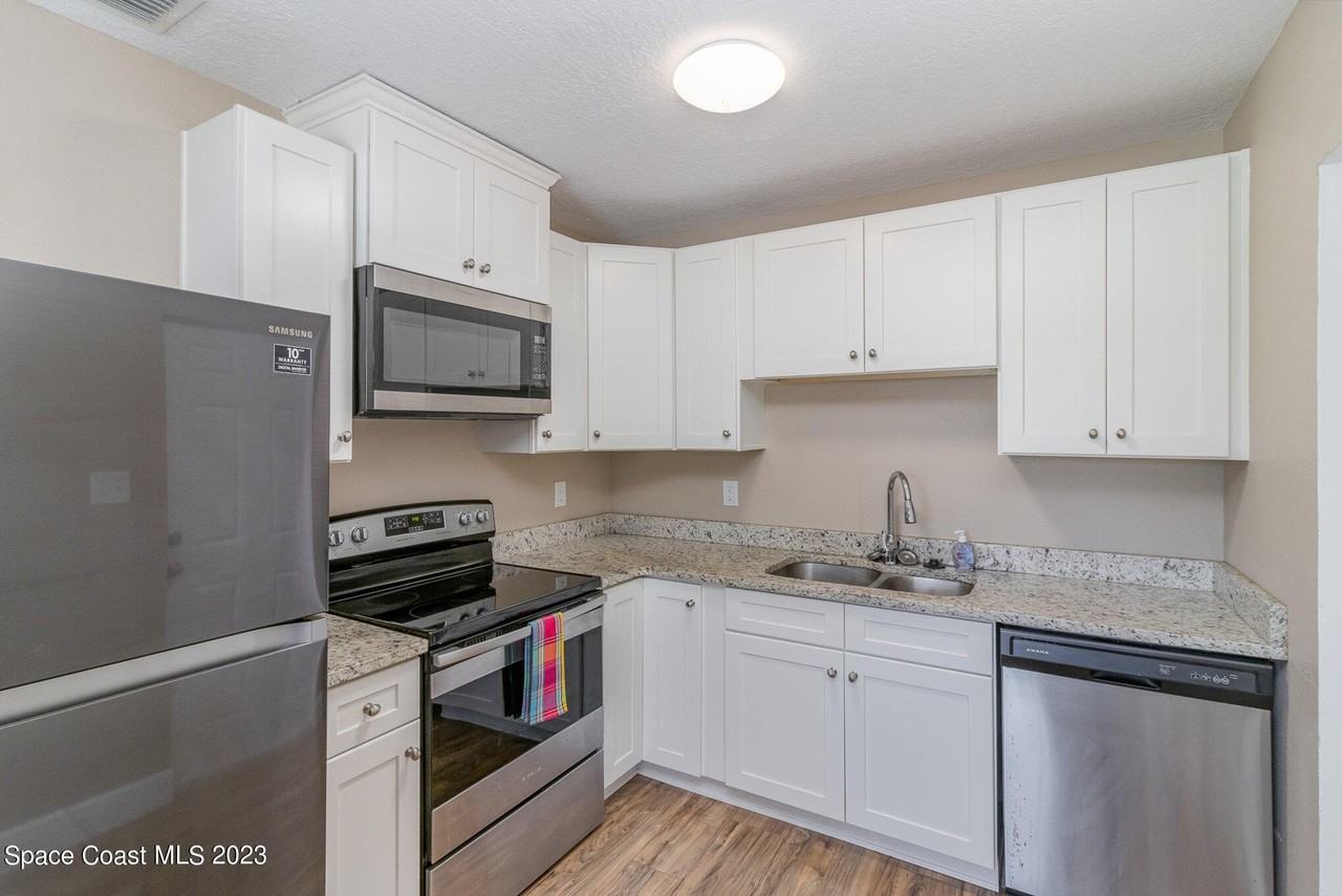 2567 Pepper Ave - Photo 4 of 13