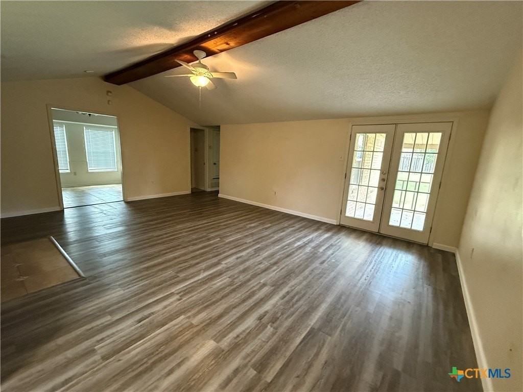 2401 Ridglea Ct - Photo 2 of 13