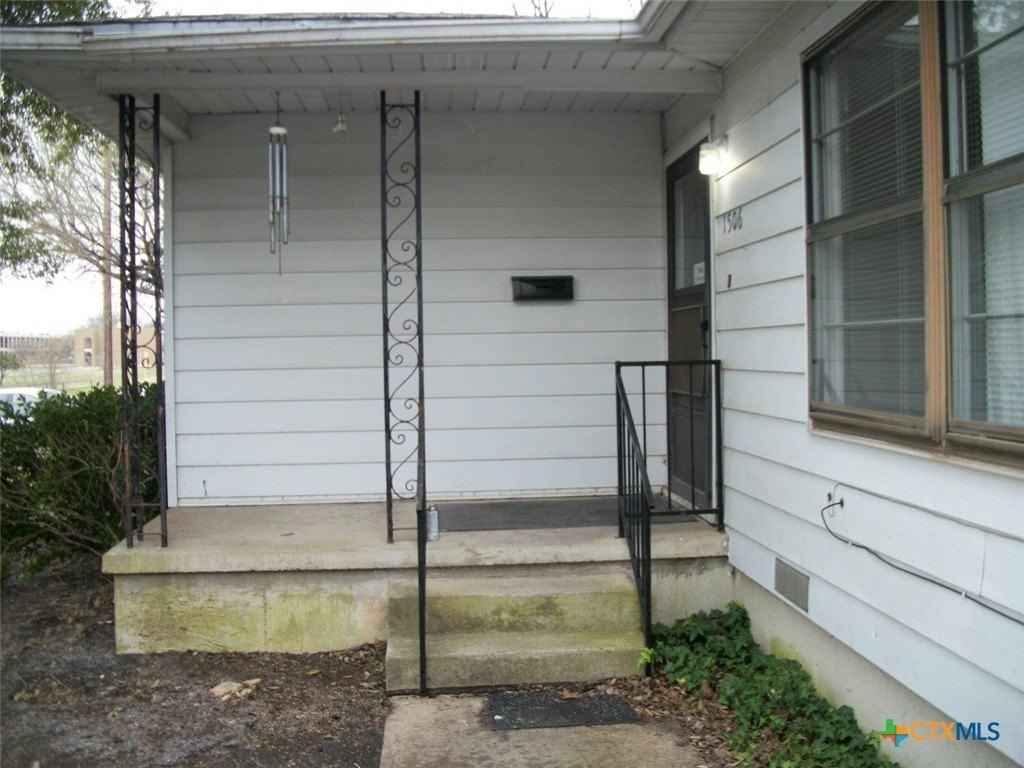 1506 Terrace Dr - Photo 3 of 4
