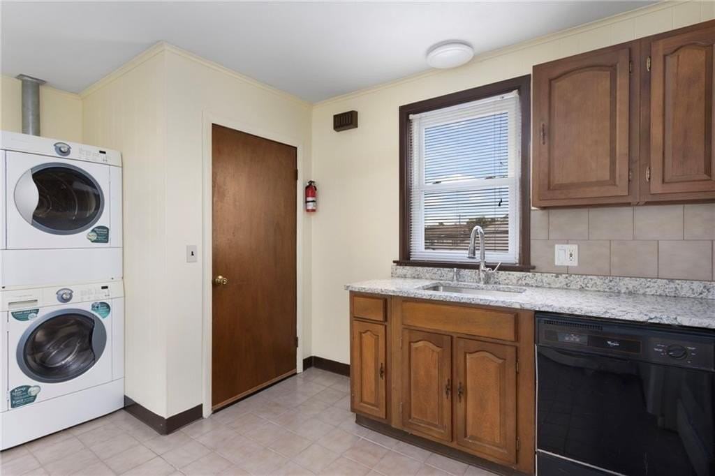 246 George Waterman Rd #2 - Photo 7 of 17