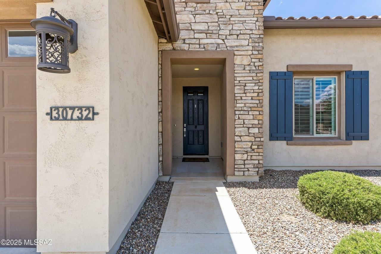 30732 S Osprey Dr - Photo 2 of 36