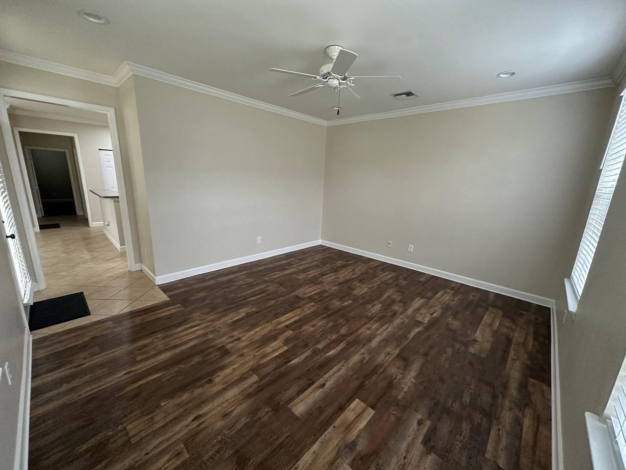 3972 Shumard Oak Blvd - Photo 3 of 16