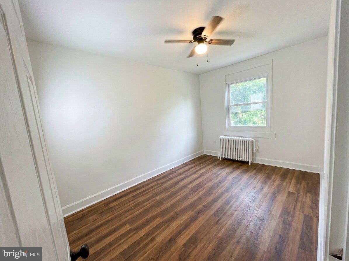 1837 Corcoran St Ne - Photo 5 of 13