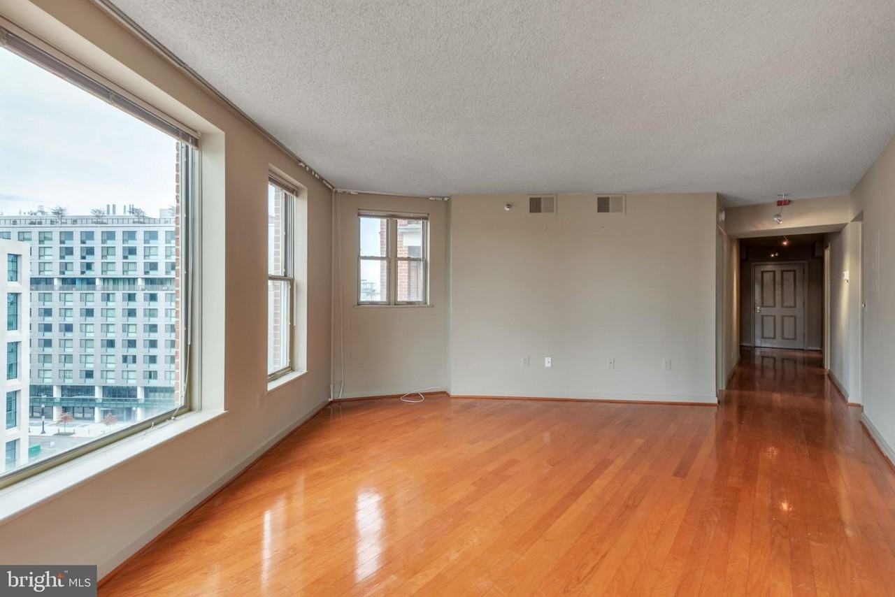 601 Pennsylvania Ave Nw #805 - Photo 5 of 18