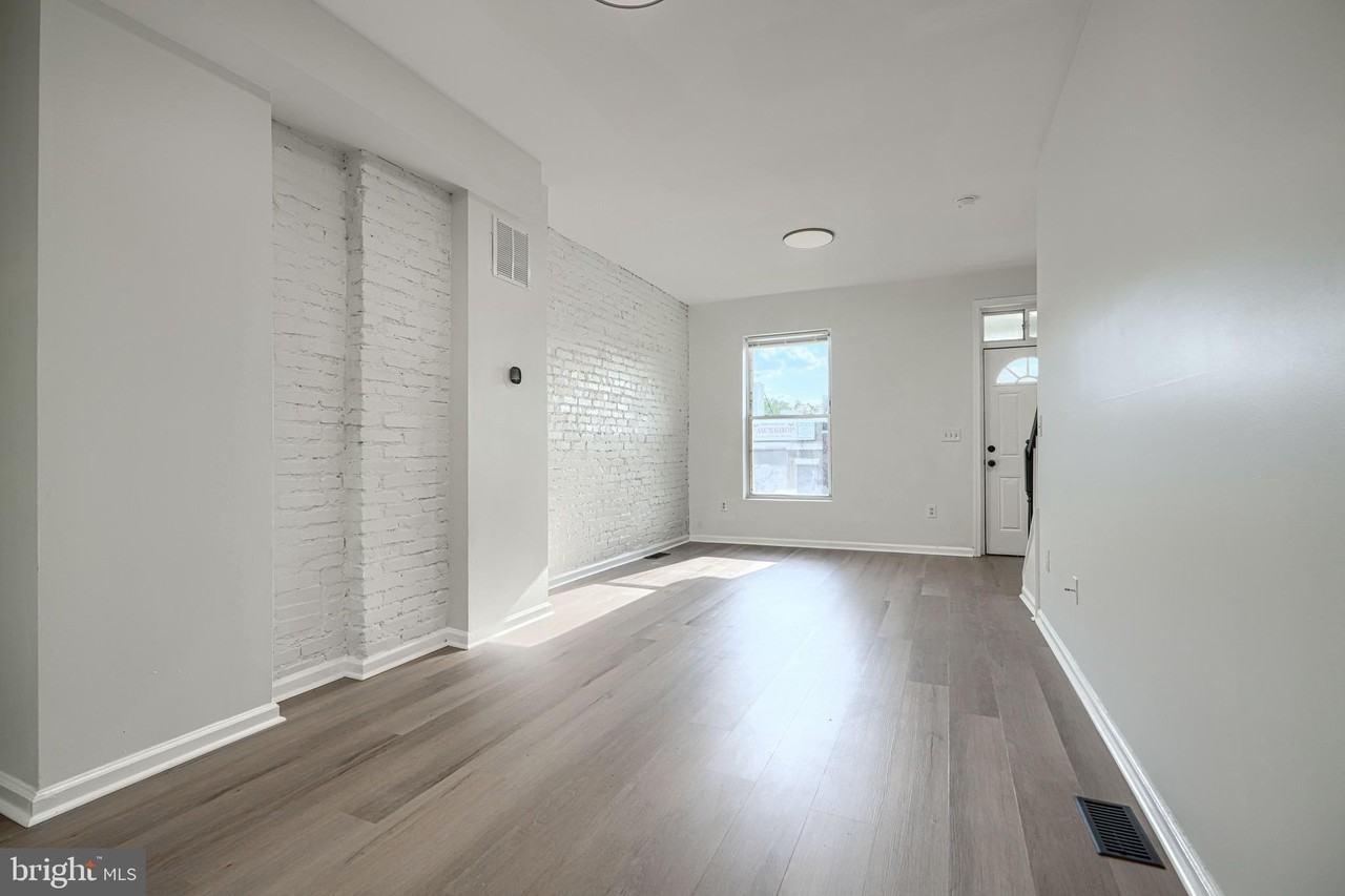 25 S Hilton St - Photo 6 of 29