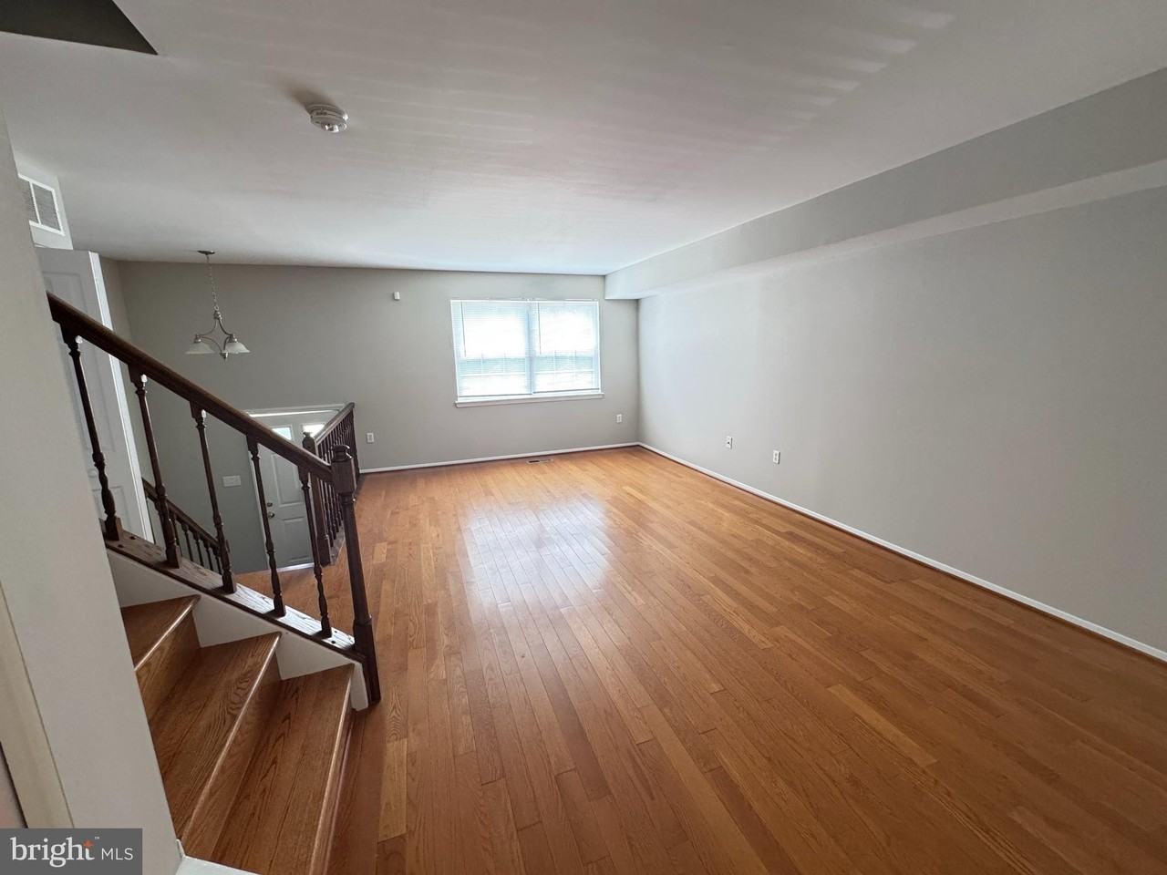 732 Wilton Farm Dr - Photo 4 of 12