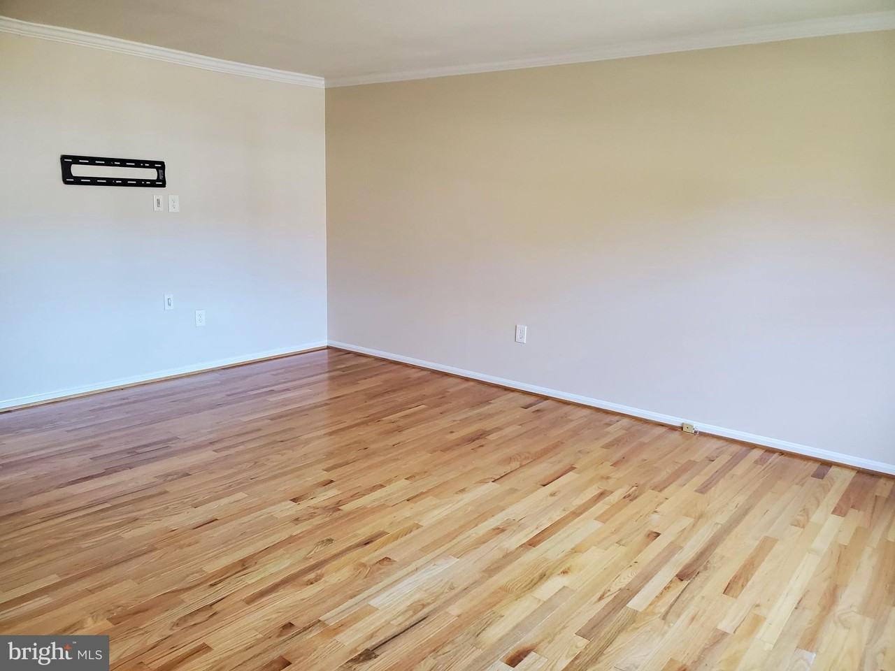 10508 Bounty Cove Ct - Photo 4 of 24