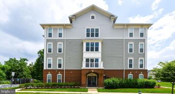 featured image of 3910 Doc Berlin Dr #13