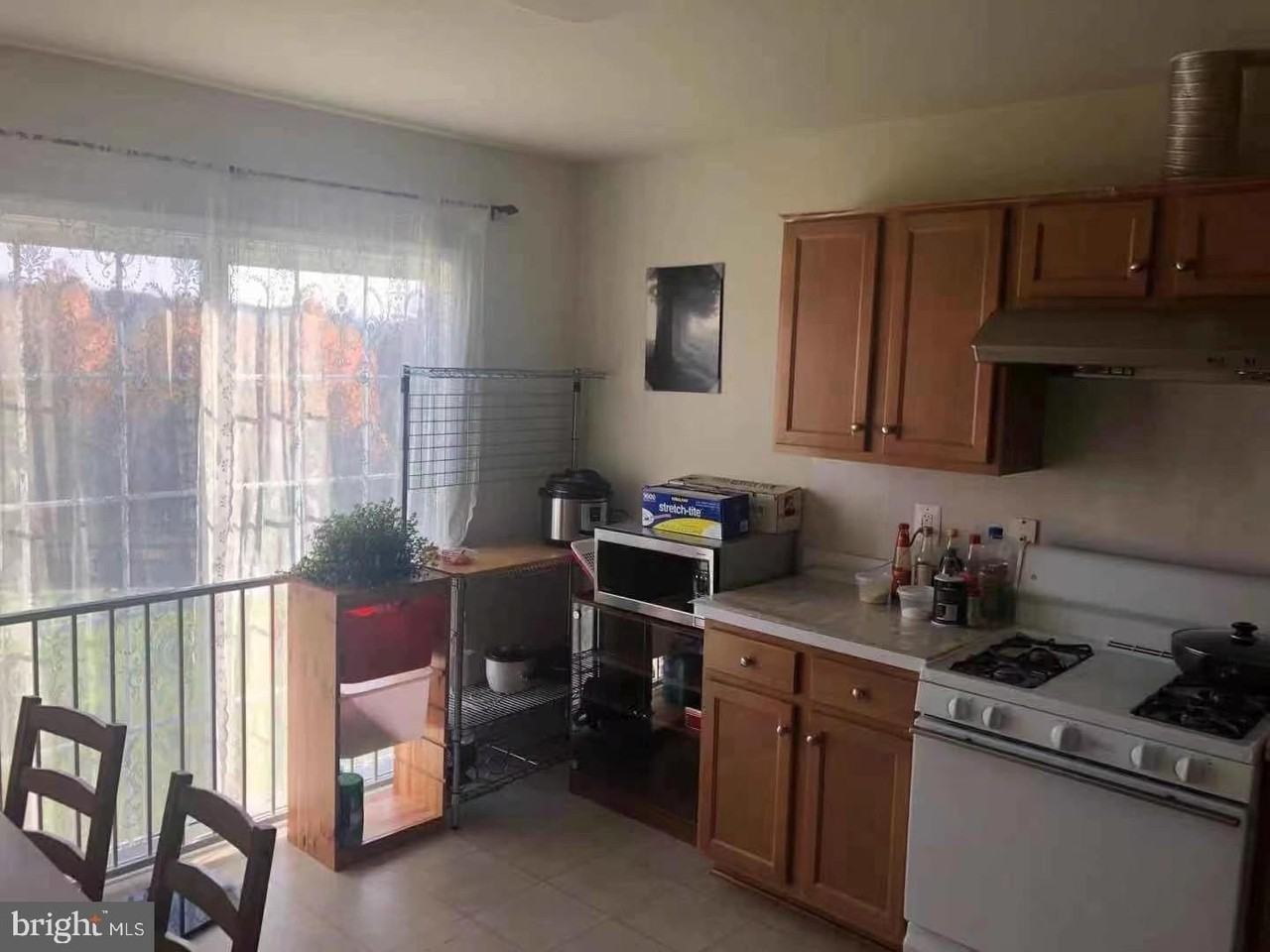 18621 Woodgate Pl - Photo 2 of 11