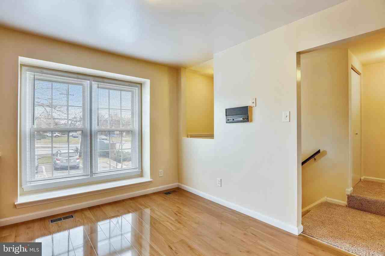 10600 Georgia Ave - Photo 5 of 44