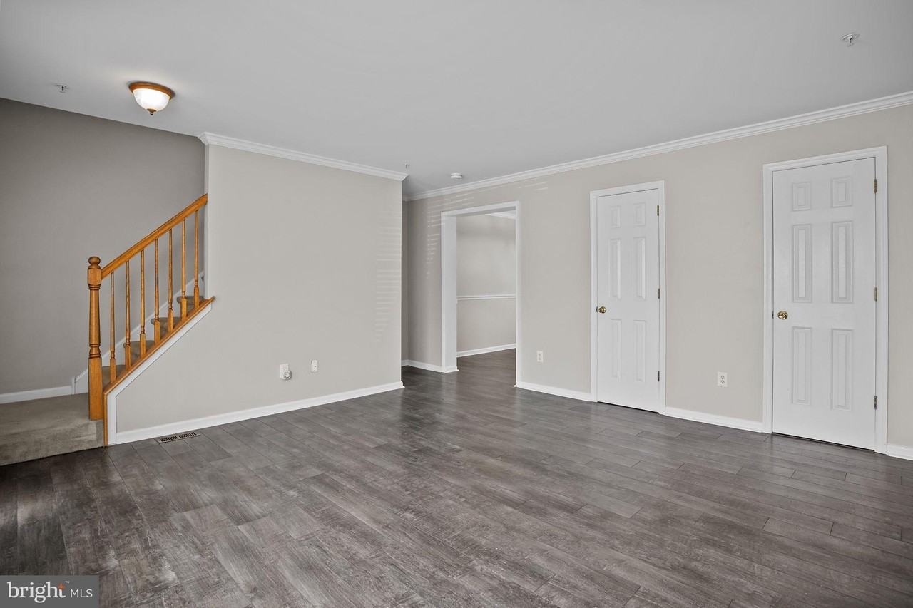 618 Songbird Ct #177 - Photo 5 of 23