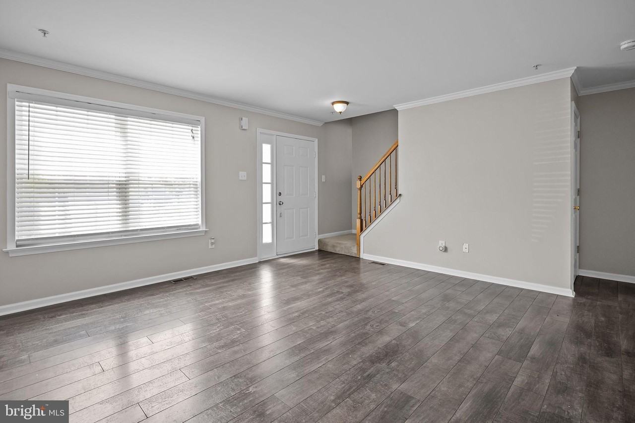 618 Songbird Ct #177 - Photo 6 of 23