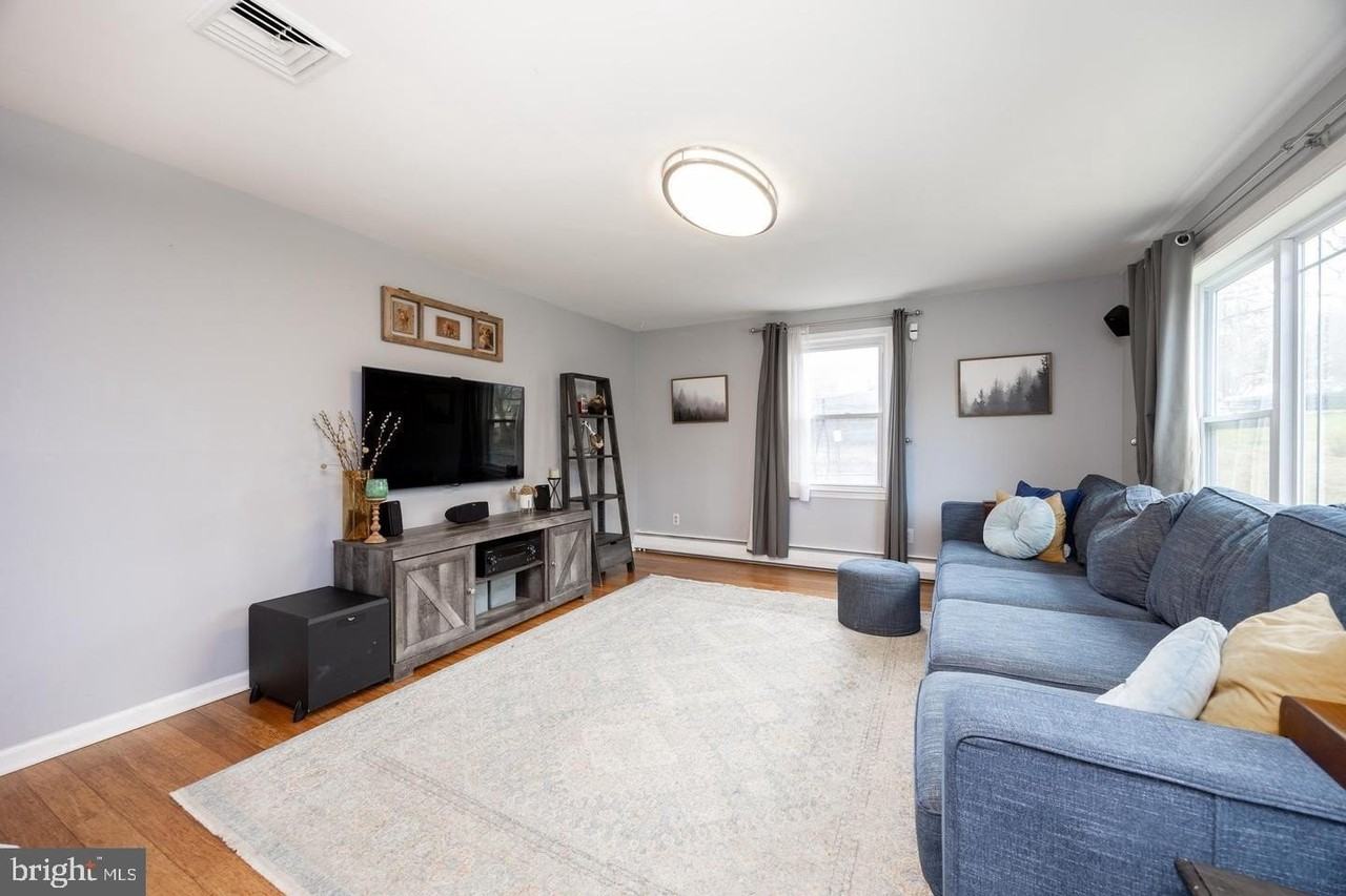 1125 New York Ave - Photo 3 of 30