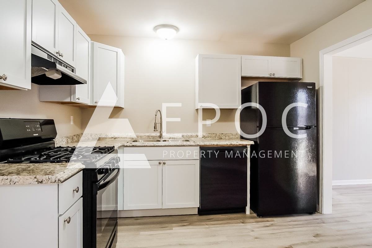 2309 N Xanthus Ave - Photo 6 of 16