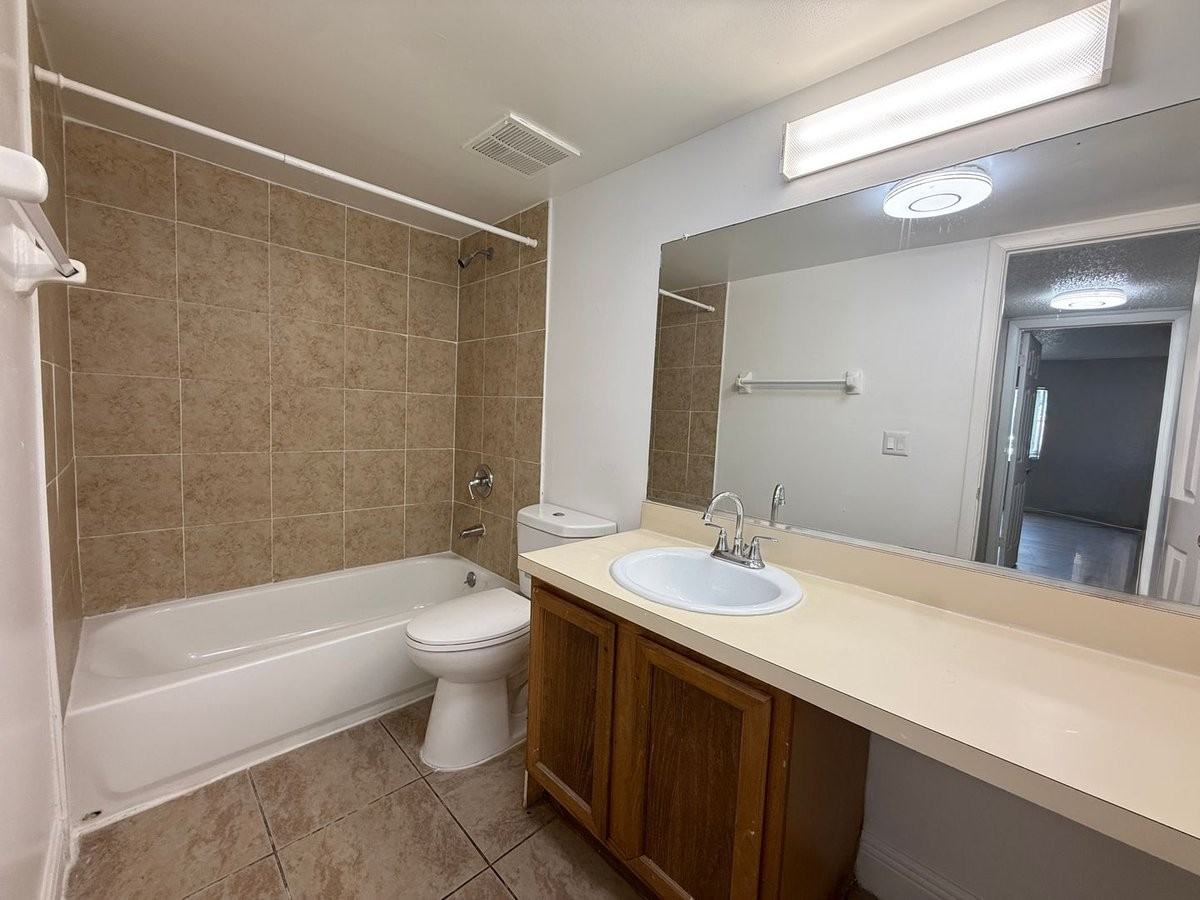 4115 S Semoran Blvd - Photo 4 of 16