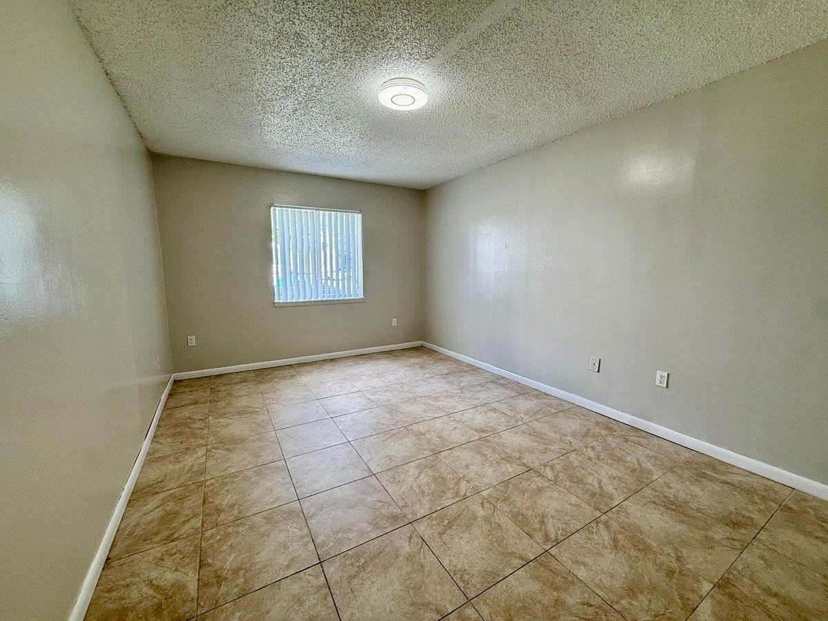4115 S Semoran Blvd - Photo 5 of 16