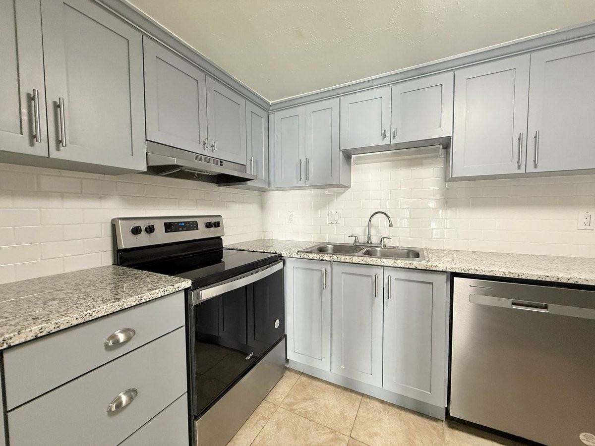 4115 S Semoran Blvd - Photo 7 of 16
