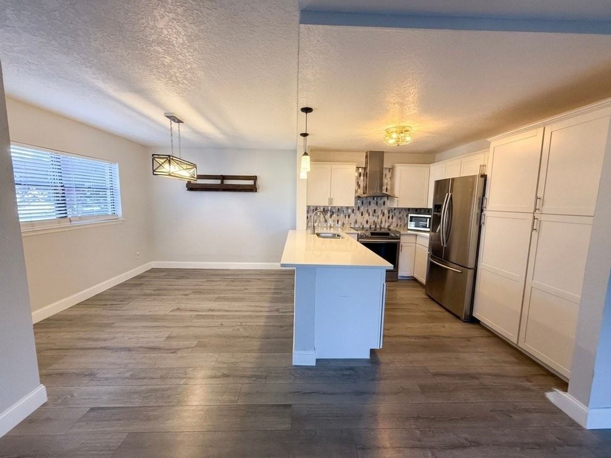 150 Killarney Bay Ct #5-5 - Photo 7 of 28