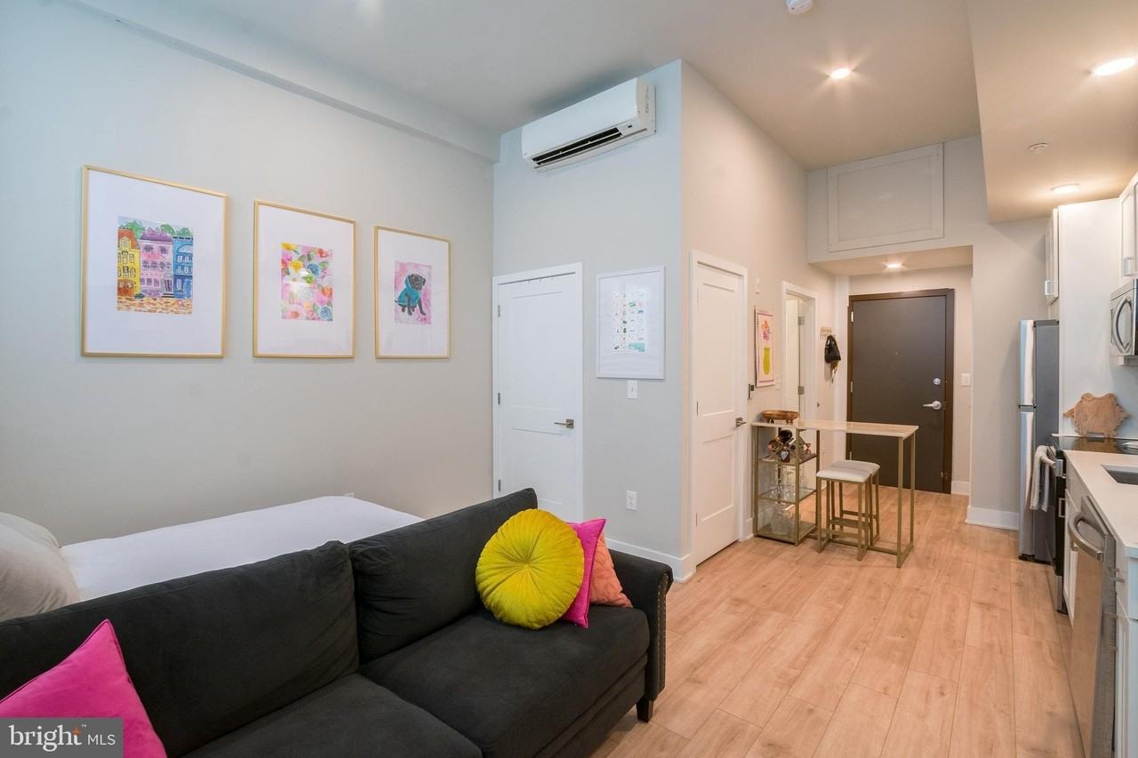 1300 S 19th St #4 - Photo 3 of 19