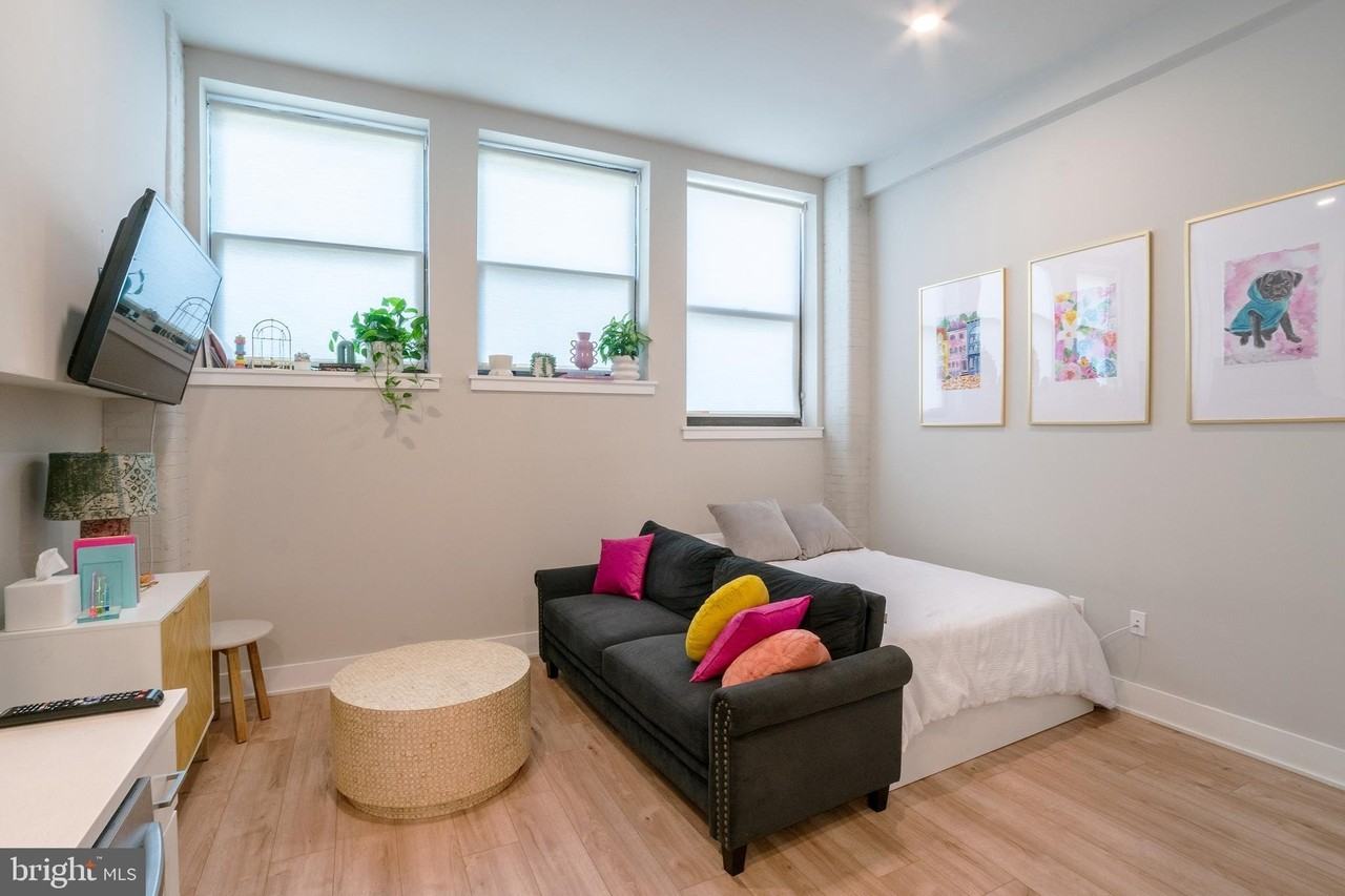 1300 S 19th St #4 - Photo 4 of 19