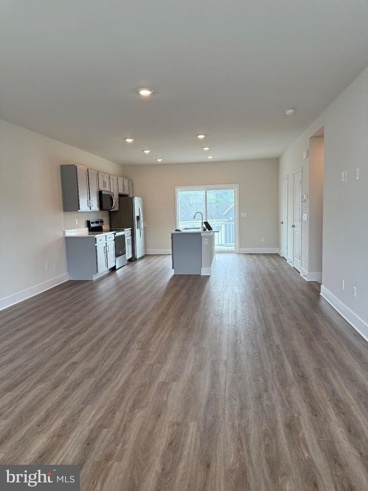 178 Sioux Loop - Photo 2 of 15