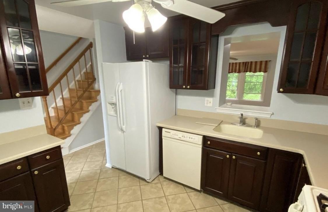 14447 Four Chimney Dr - Photo 3 of 27