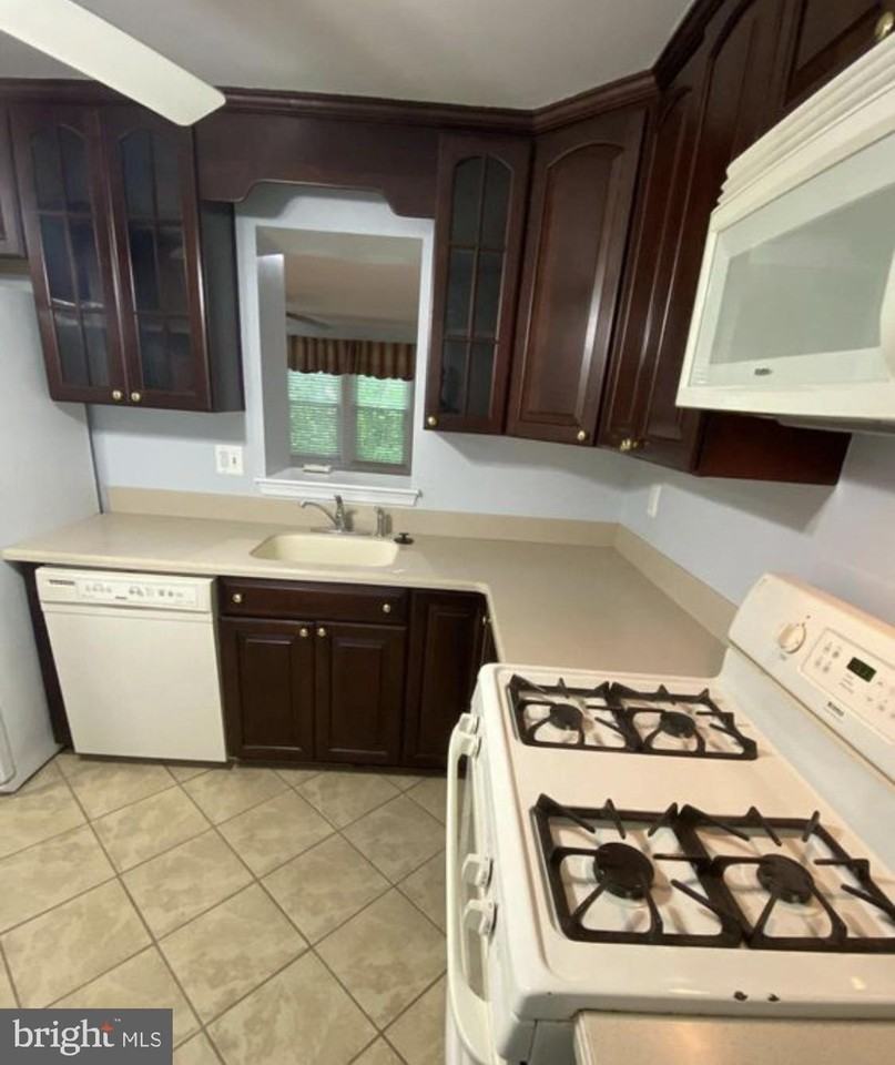 14447 Four Chimney Dr - Photo 6 of 27