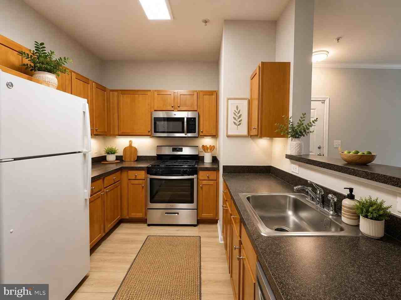 5136 Brittney Elyse Cir Apt B #B - Photo 4 of 31