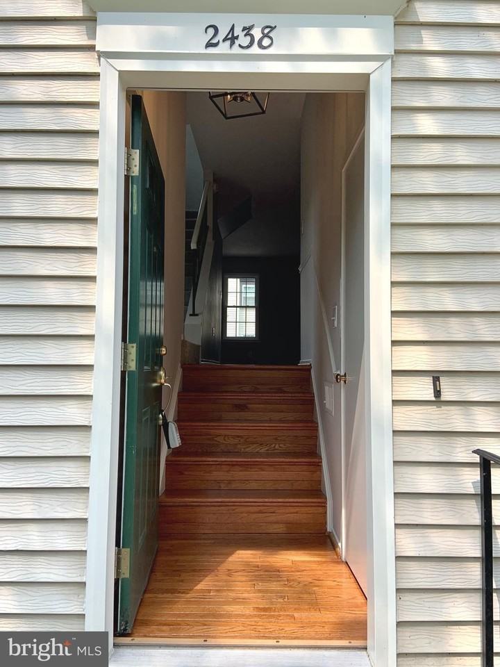 2438 Ridgehampton Ct - Photo 3 of 47