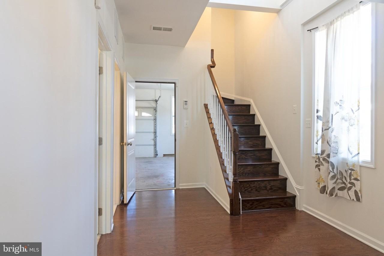 23409 Berkeley Meadows Dr - Photo 5 of 43