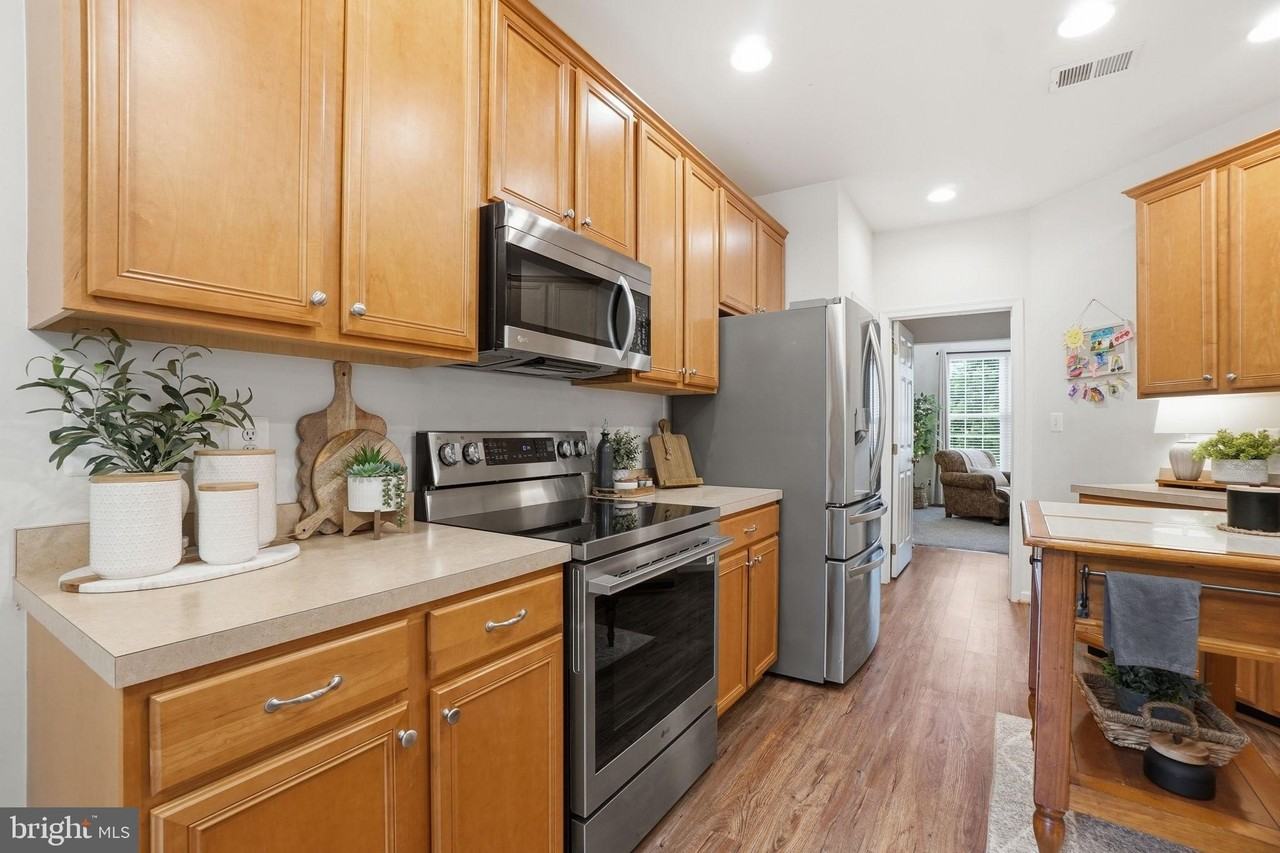 118 Ivy Hills Ter - Photo 5 of 24